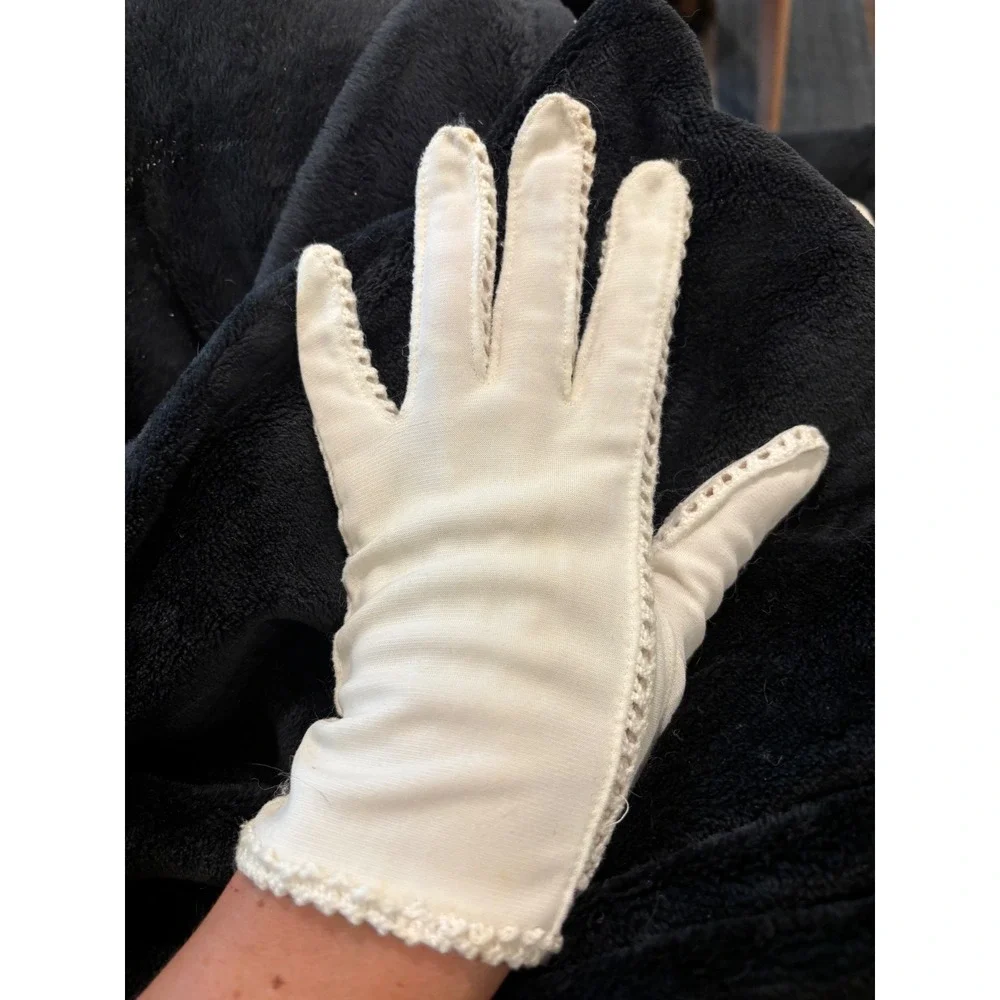 Vintage Dress Gloves Lot of 2 Cream Crochet & Slouch Ruched Matte Cotton